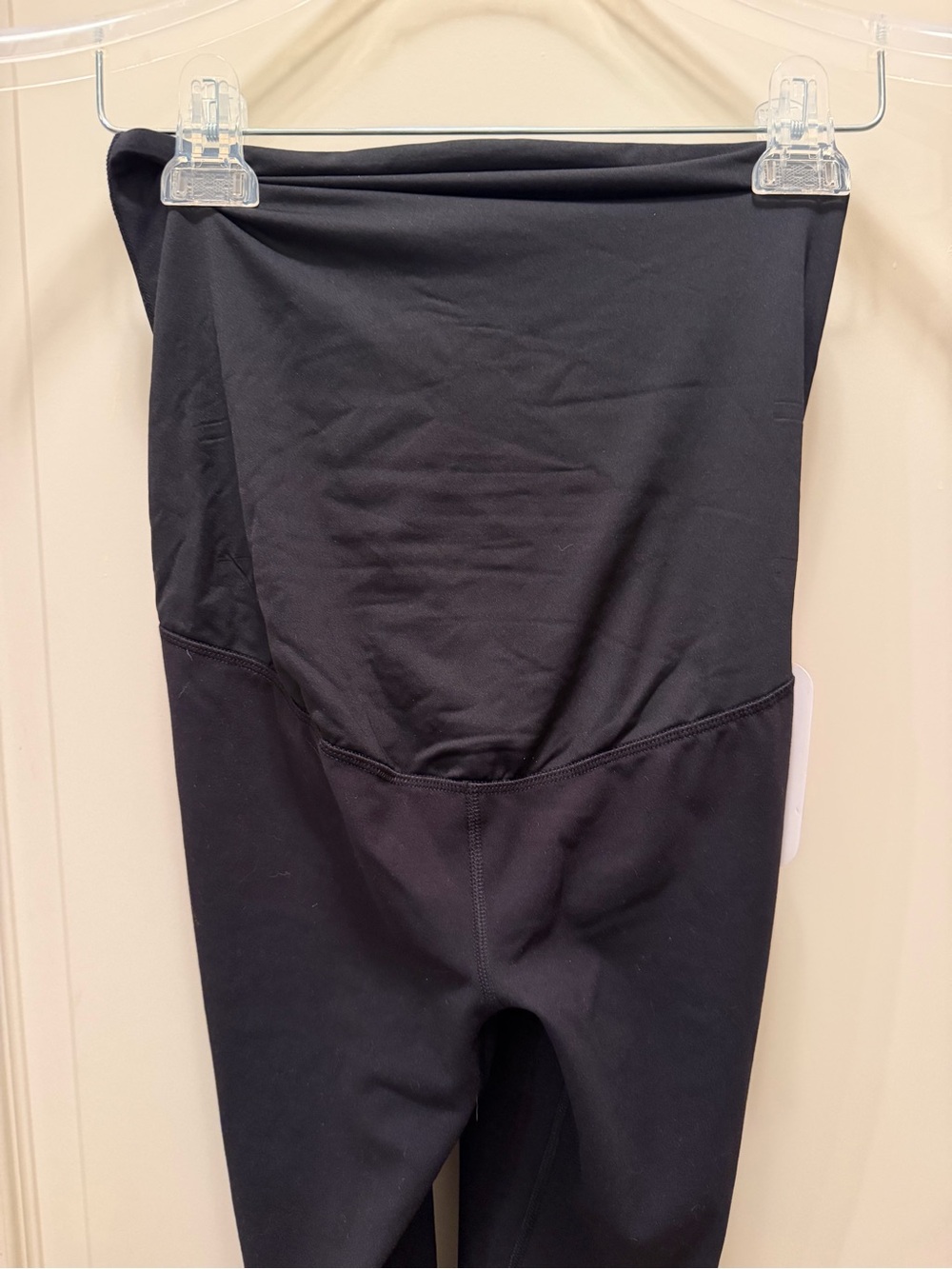 NWT Isabel Maternity by Ingrid & Isabel Black Maternity Leggings - Picture 6 of 10